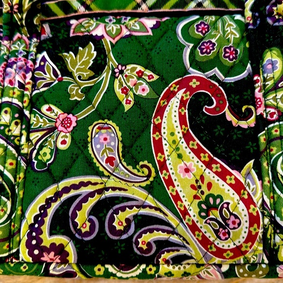Vera Bradley Chelsea Green Paisley shoulder bag/tote - Picture 3 of 12
